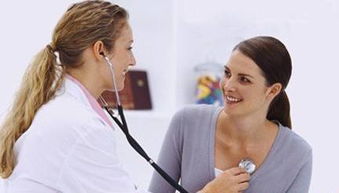 接吻、夾菜、共用牙刷 幽門螺桿菌的傳播與預防真相